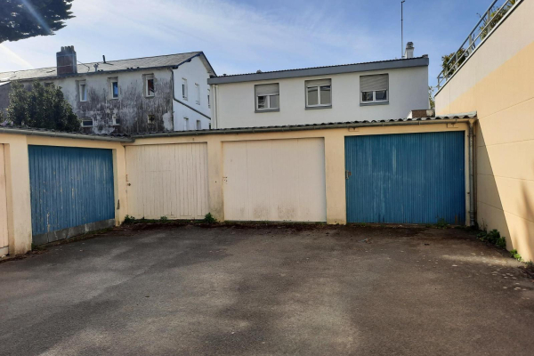 Stationnement de 15 m² à louer à PORNICHET